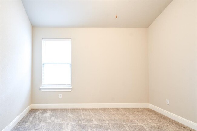 Building Photo - 117 Stonewood Ln