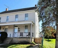 Building Photo - Bright 3 Bedroom, 1 Bath Home in Dallastown Schools!