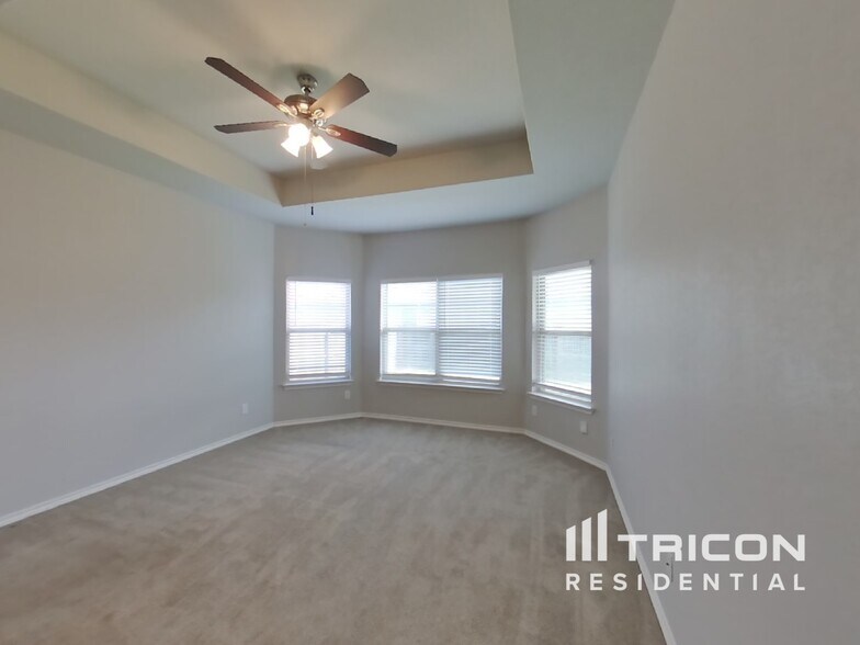 Building Photo - 7407 Snapdragon Ct
