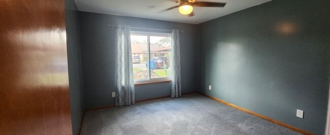 2nd bedroom - 35138 Whispering Oaks Blvd