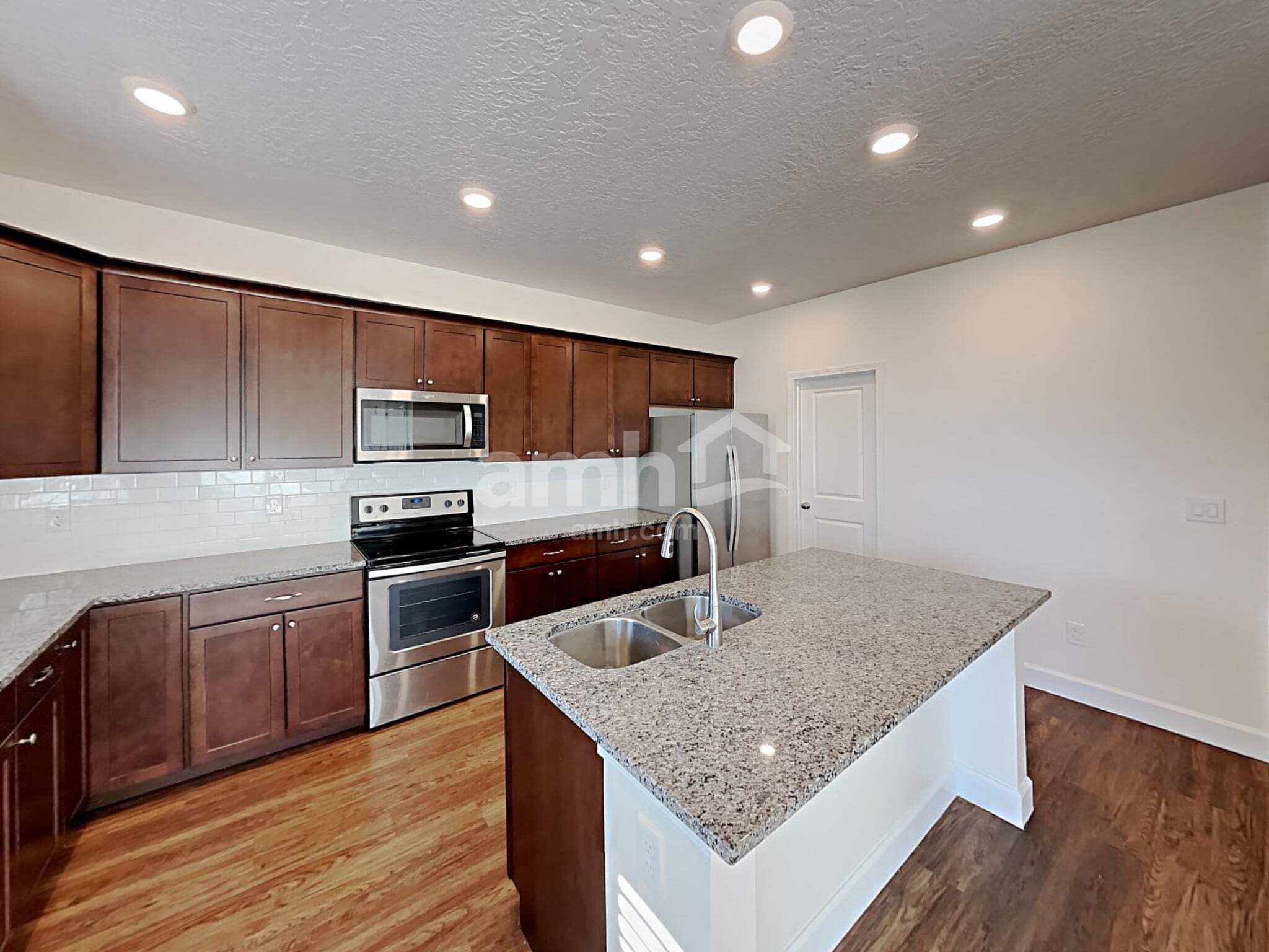 Building Photo - 2326 E Tumbleweed Rd