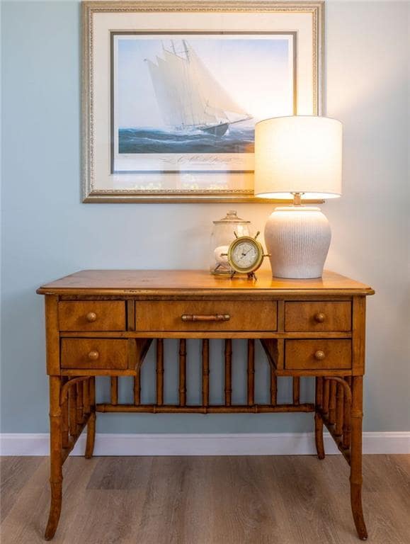 Building Photo - 11 N Hillview Dr