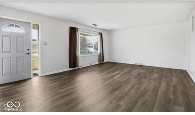 Building Photo - 5215 Southdale Dr