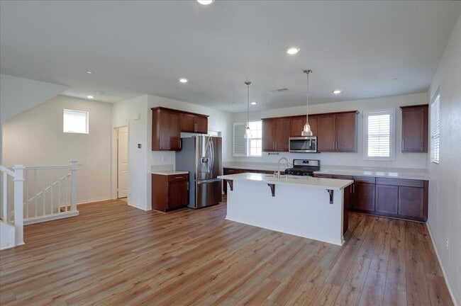 Building Photo - 9153 Foster Ln