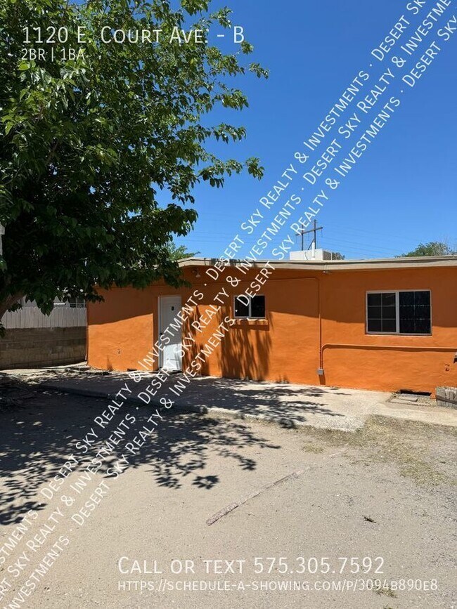 Primary Photo - 1120 E Court Ave