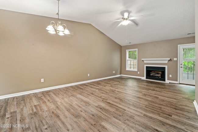 Building Photo - 122 Gooding Dr