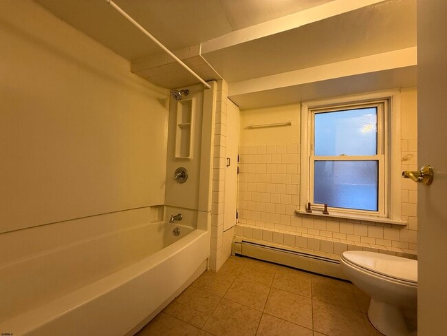 Building Photo - 103 N Troy Ave