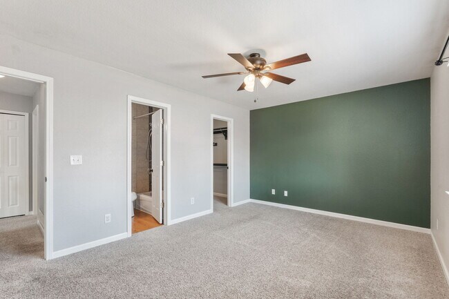 Building Photo - 5164 Fennel Dr