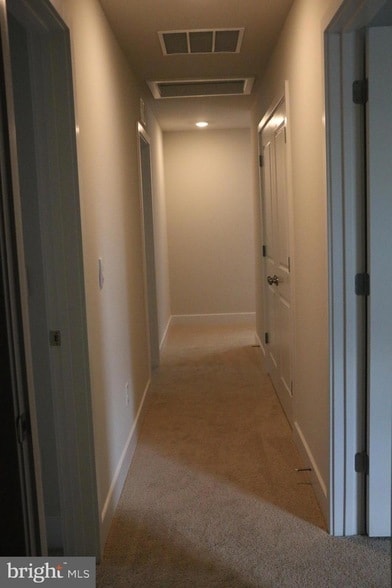 Building Photo - 218 Munsee Cir