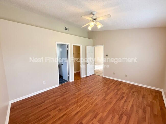 Building Photo - 11746 White Horse Rd