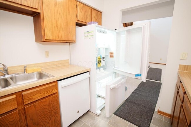 Building Photo - 6326 Tamworth Ct