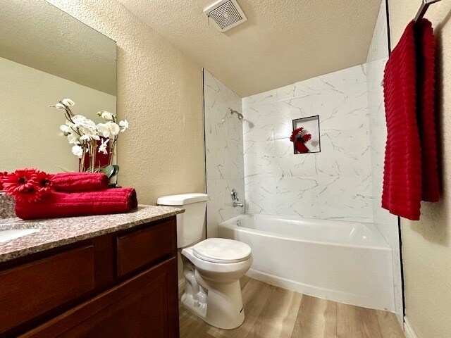 Building Photo - 4450 Sandy River Dr