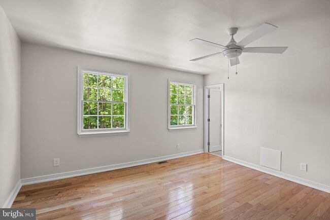 Building Photo - 13 Wisina Ct