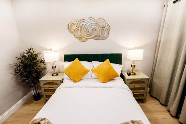 Building Photo - 6168 Cumberland St