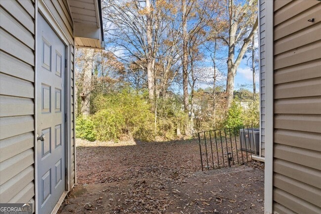 Building Photo - 1675 Wynndowne Trail