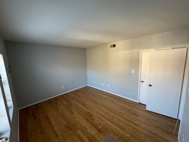 Building Photo - 1728 N. Rhodes St.