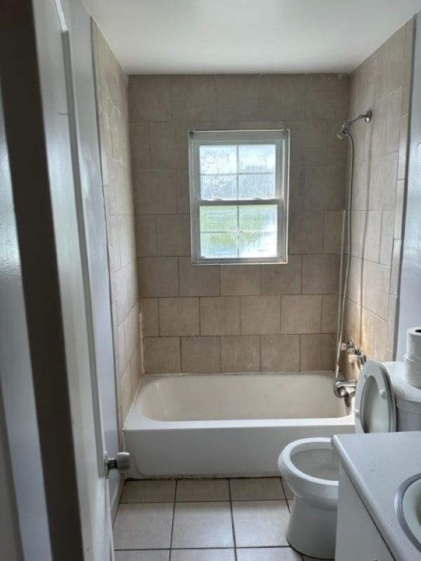 Building Photo - 64 Lakeside Dr