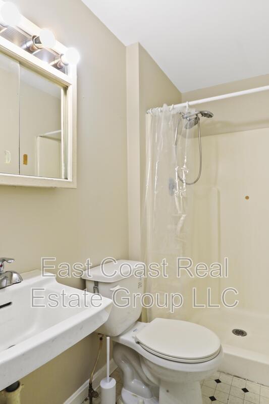 Building Photo - 2068C Virts Ln