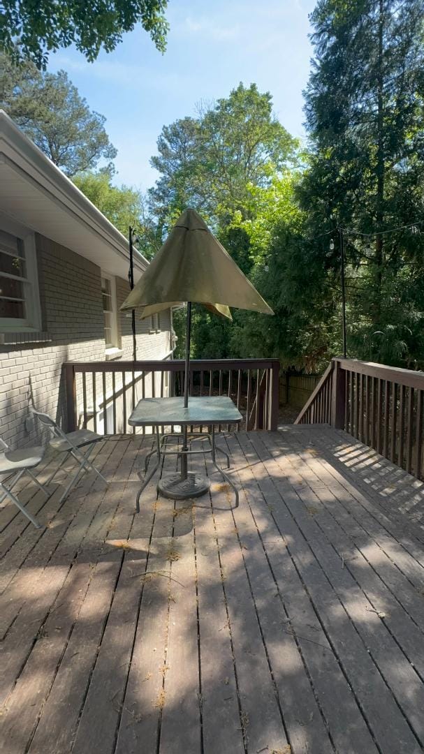 Building Photo - 2002 E Drew Valley Rd NE