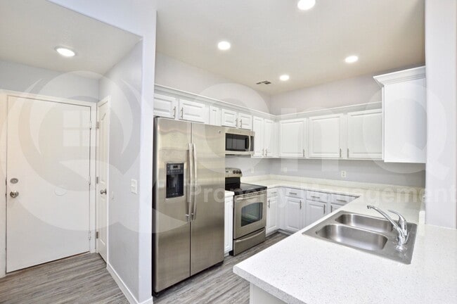 Building Photo - 1543 S Longspur Ln
