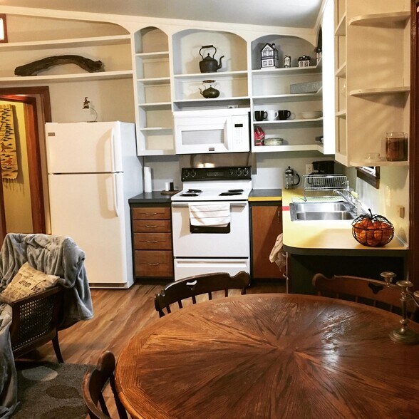 Building Photo - 13101 FM 225