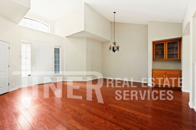 Building Photo - 5730 Chaffey Ln