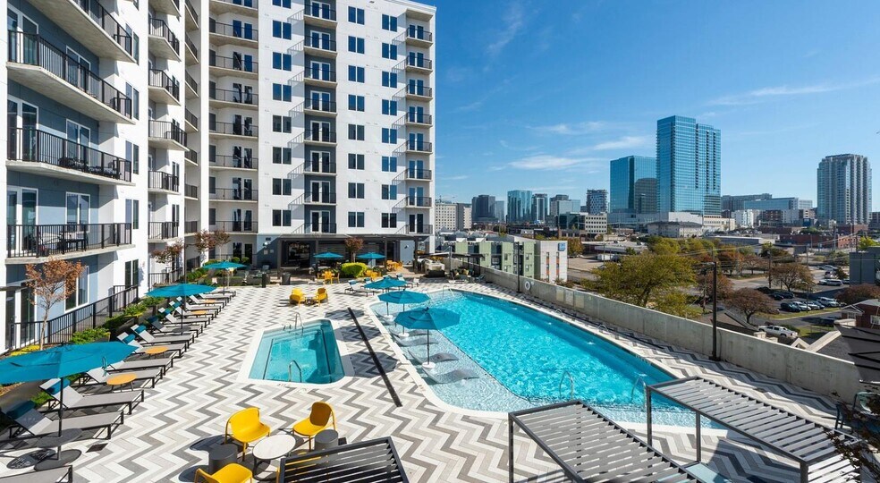 Building Photo - 1801 Patterson St