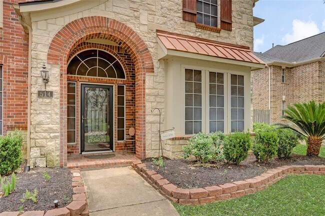 Building Photo - 514 Little River Ct