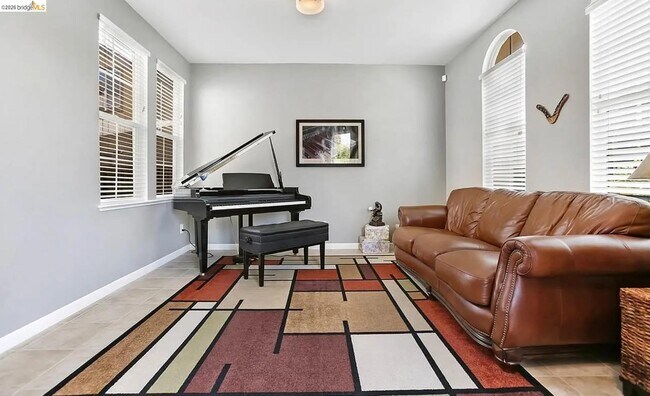 Building Photo - 3251 Lookout Point Loop