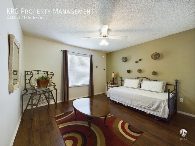 Building Photo - 1702 Quintero Ct