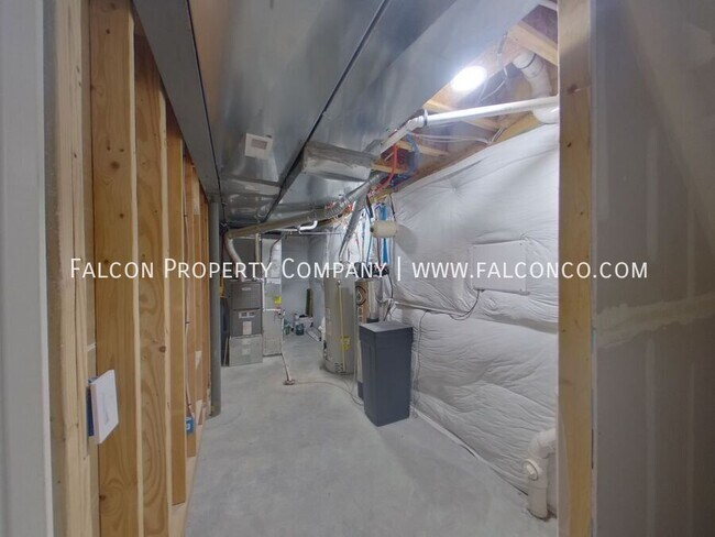 Building Photo - 6162 Cider Mill Pl