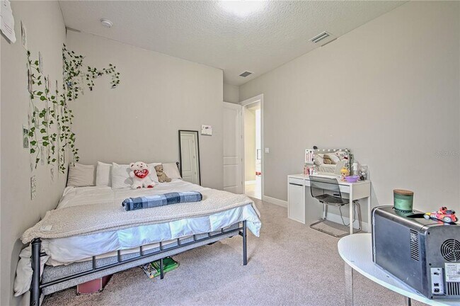 Building Photo - 9045 Bernini Pl
