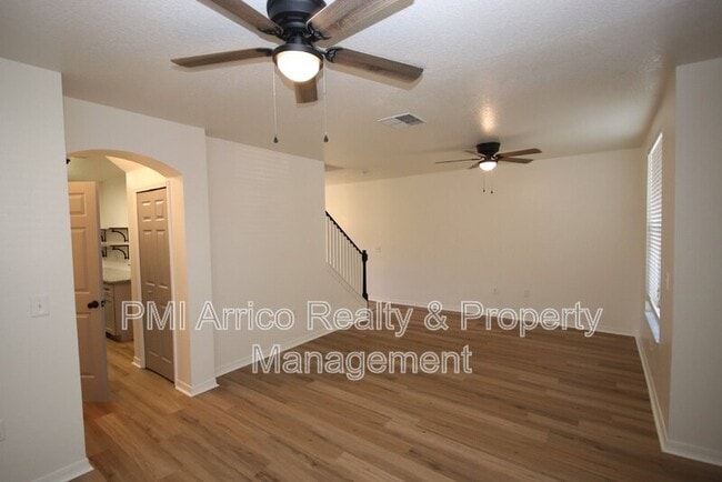 Building Photo - 1575 Blue Magnolia Rd