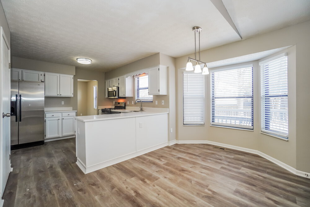 Building Photo - 224 Eastcreek Dr