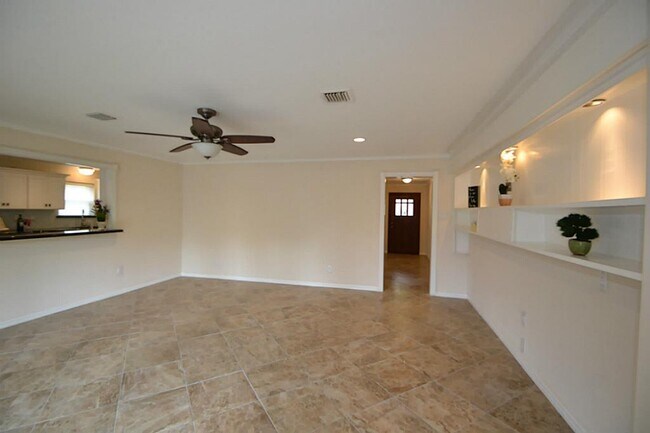 Building Photo - 4911 Wigton Dr