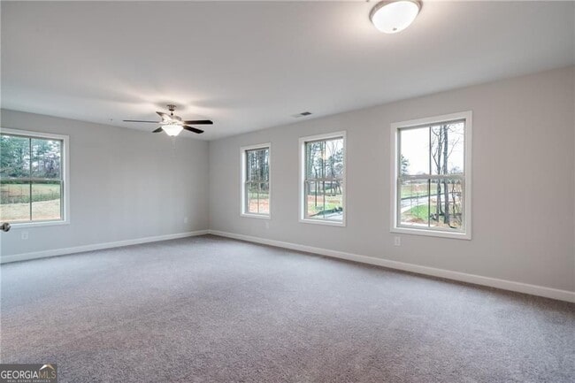 Building Photo - 1095 Lawanna Dr