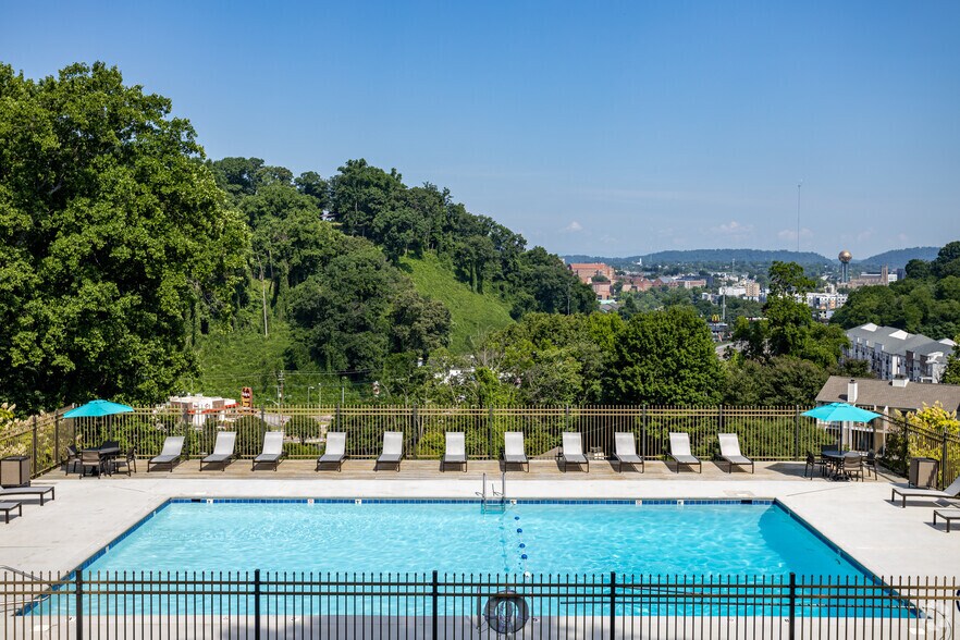 The Henley 200 Highwood Ct Knoxville TN 37920 Apartment Finder