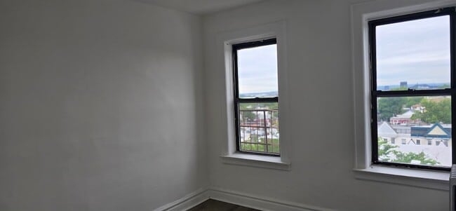 Building Photo - 277 Harrison Ave