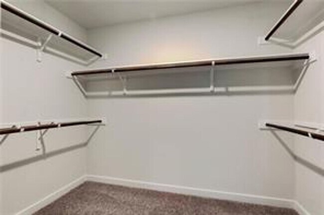 Building Photo - 15009 Ryman Rd