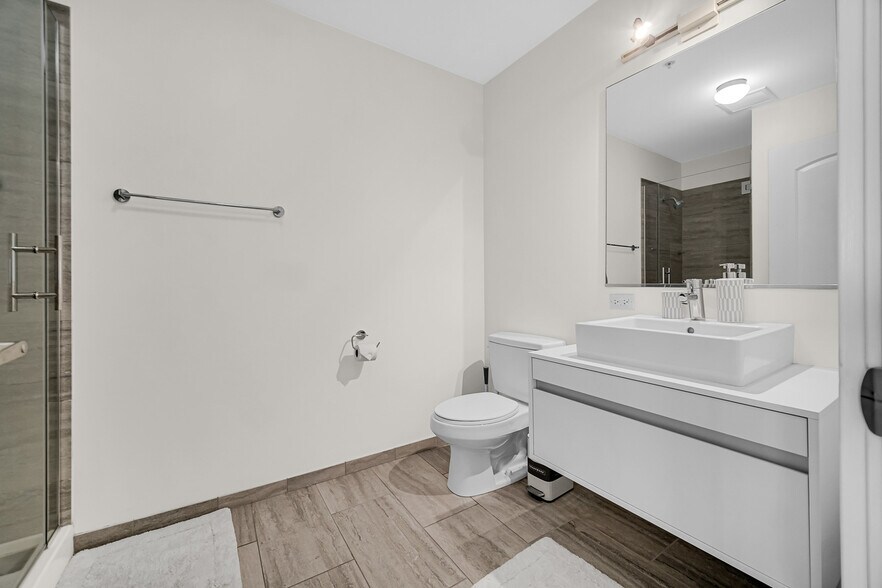 Building Photo - 1345 S Wabash Ave