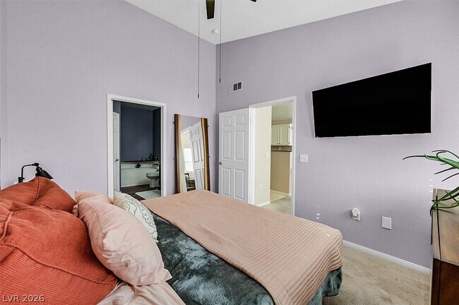 Building Photo - 10550 W Alexander Rd