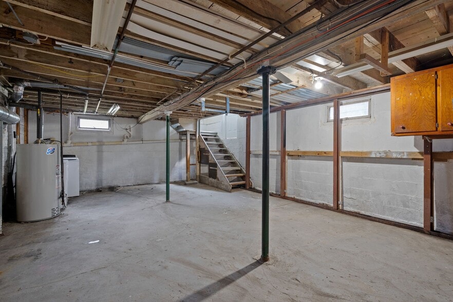 Building Photo - 114 Linderman Ave