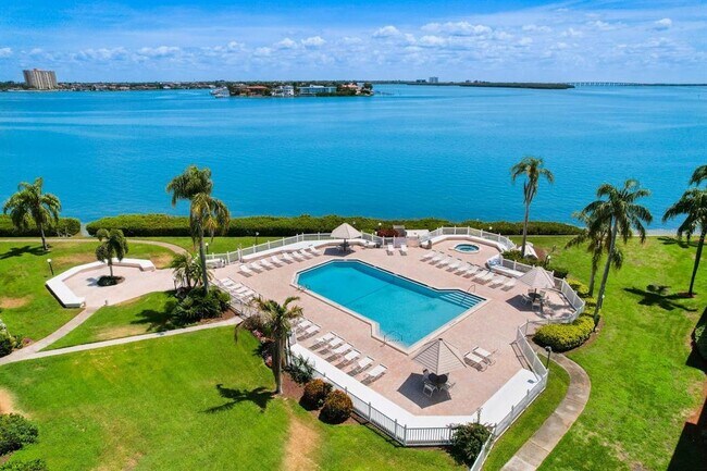 Primary Photo - 6268 Palma Del Mar Blvd S