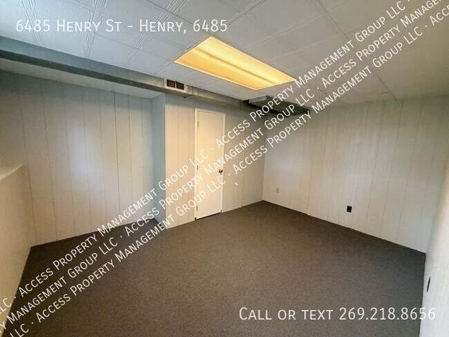 Building Photo - 6485 Henry St
