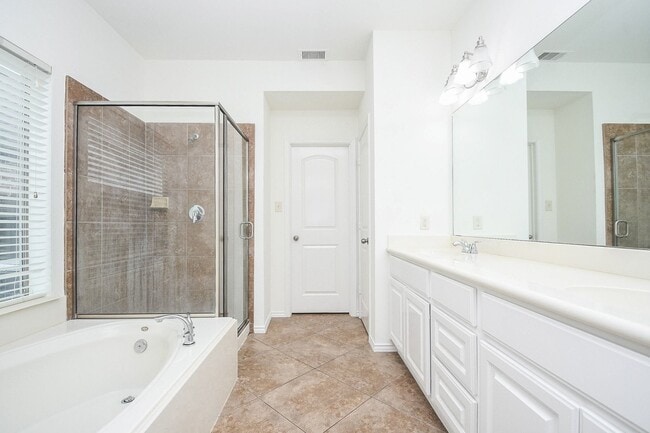 Building Photo - 25643 Winford Estate Dr