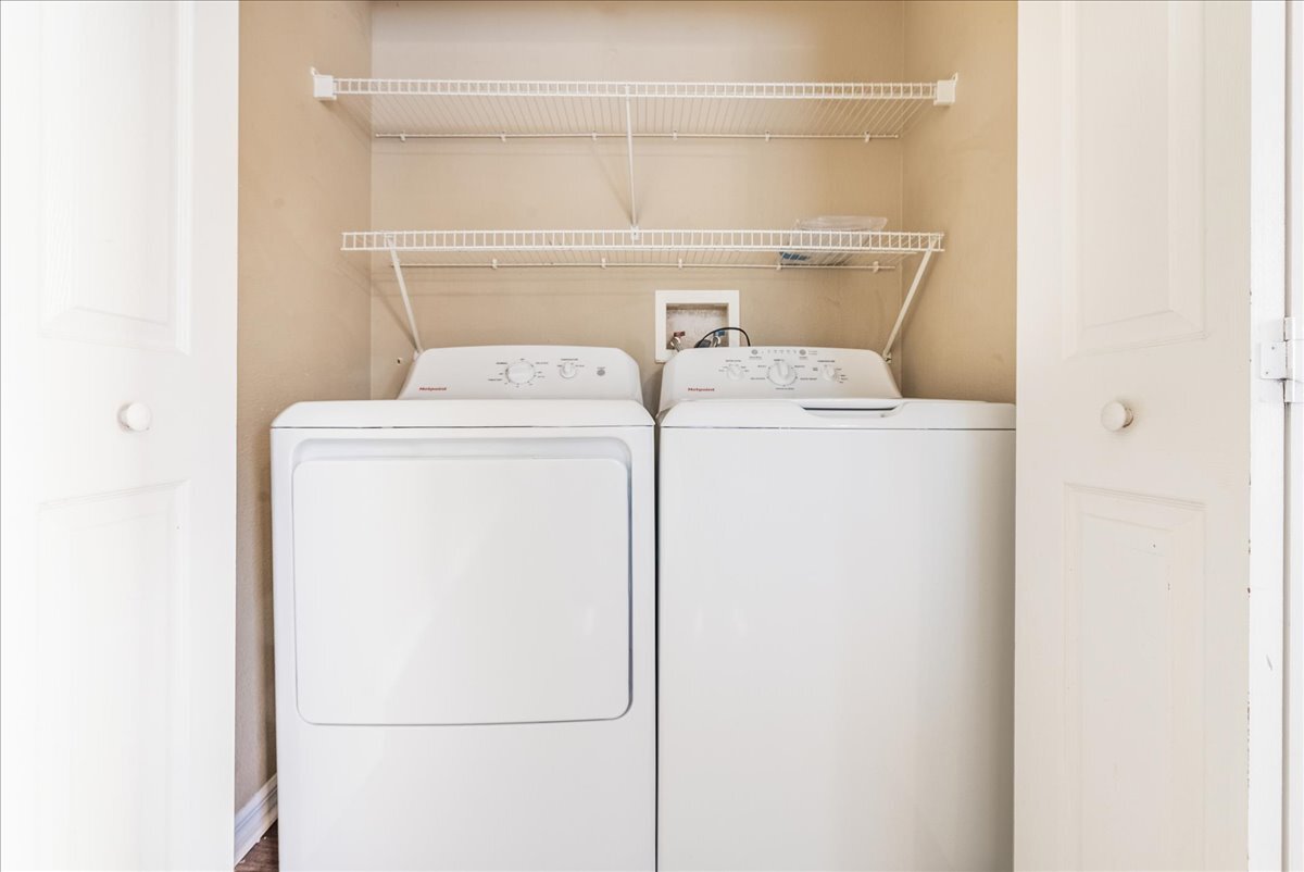 Building Photo - 233 Southbridge Cir