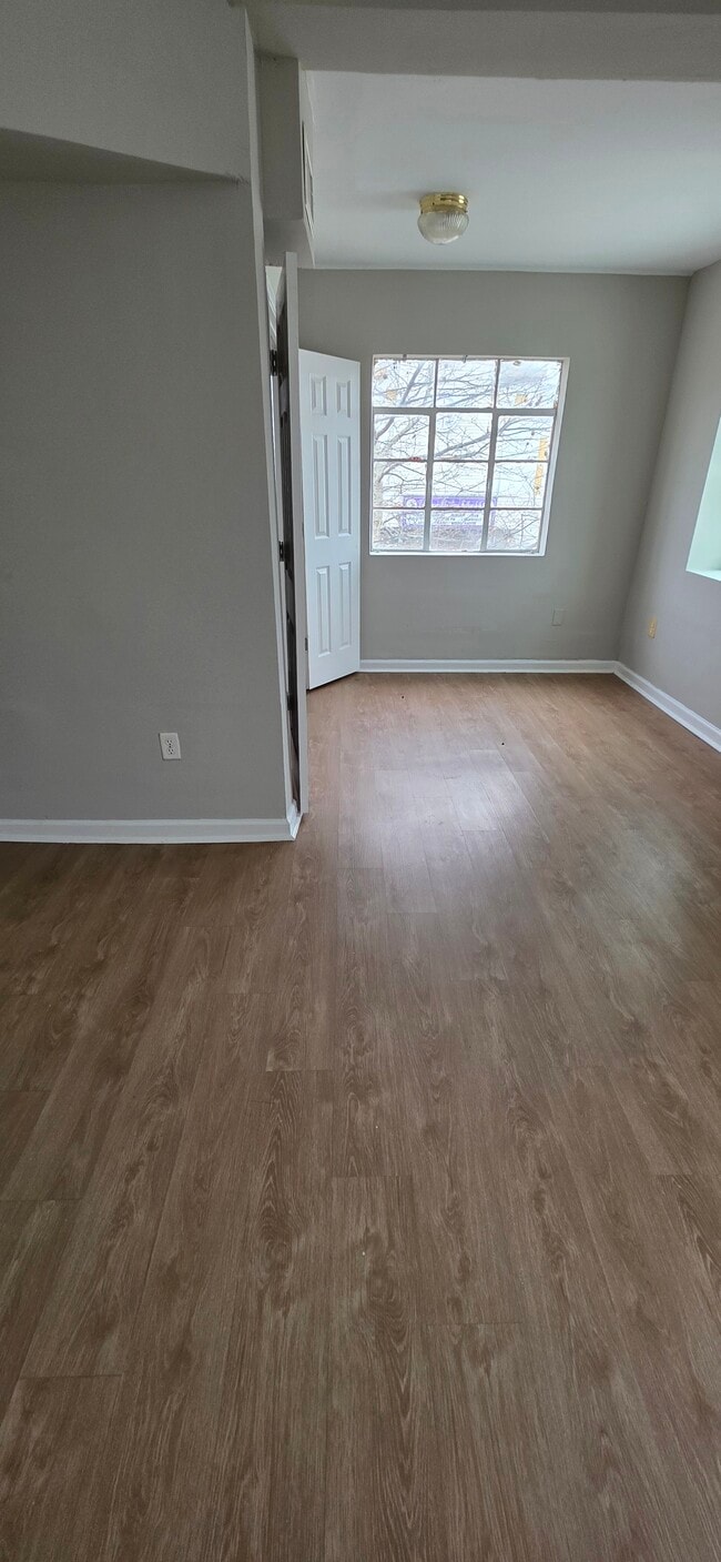 Building Photo - 3406 Belair Rd