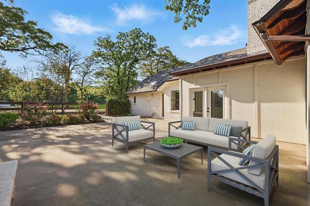 Building Photo - 841 Caublestone Hill Dr