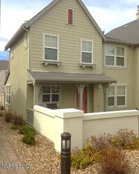 Building Photo - 1615 Lone Oak Trail