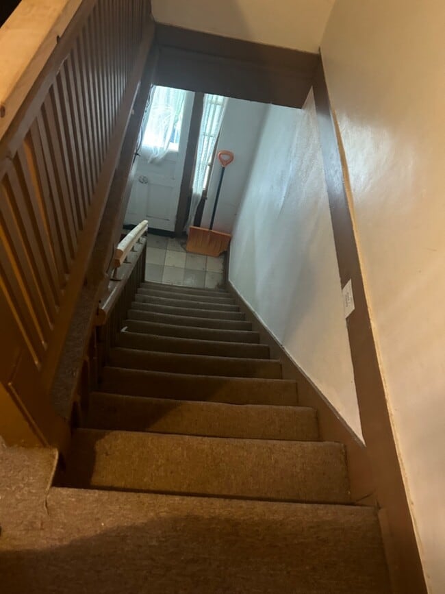 Building Photo - 410 Cascadilla St